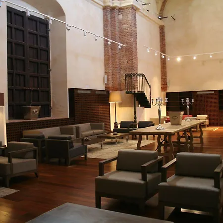 Convento & 4*